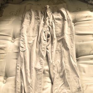 Roots beige pants 🍃🍃🍃